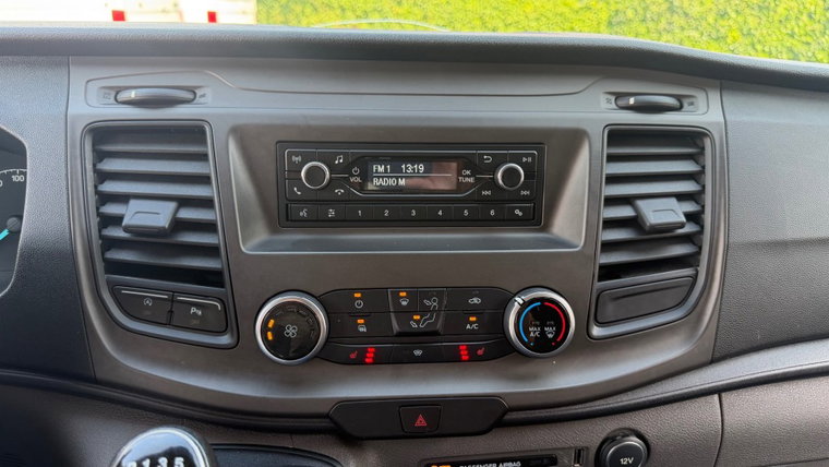 Vehicle Image 22