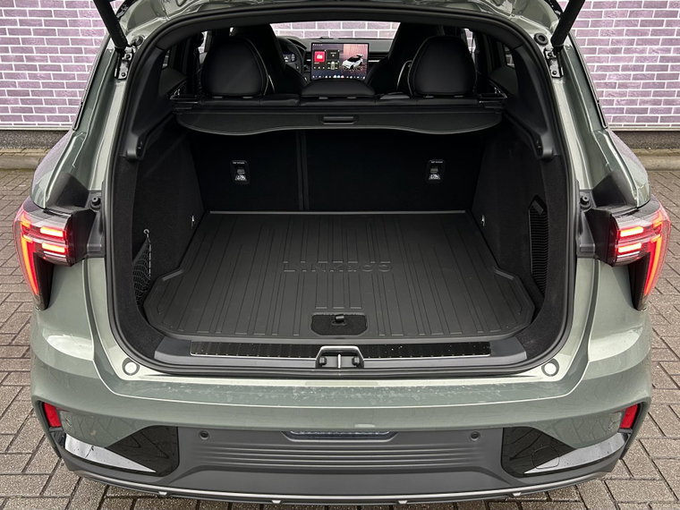Vehicle Image 23