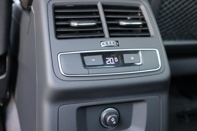 Vehicle Image 27