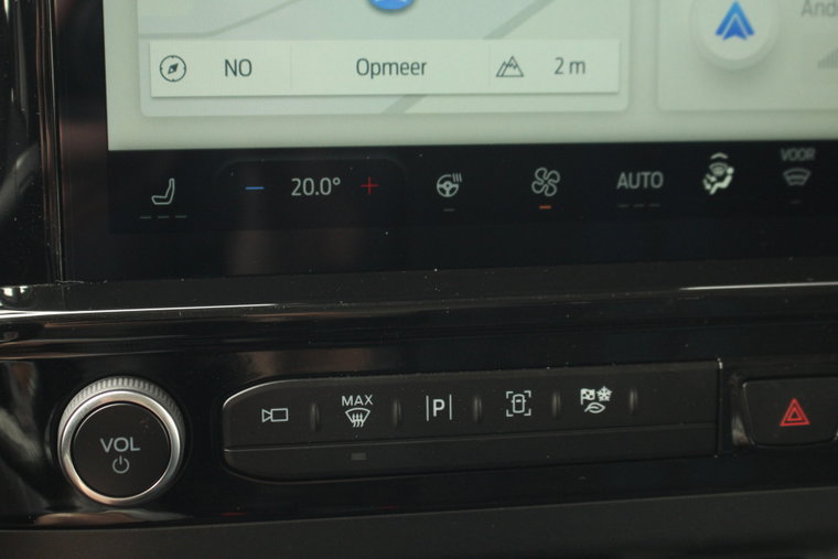 Vehicle Image 35