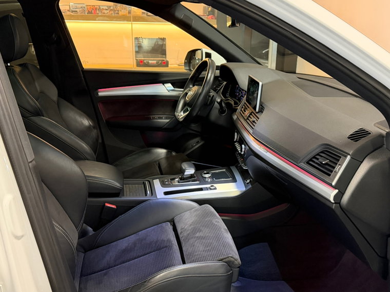Vehicle Image 39
