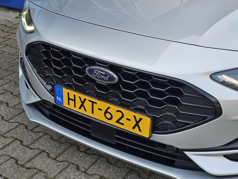 Vehicle Image 28