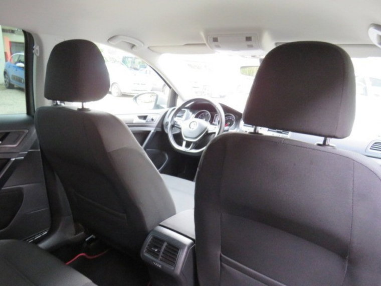 Vehicle Image 19