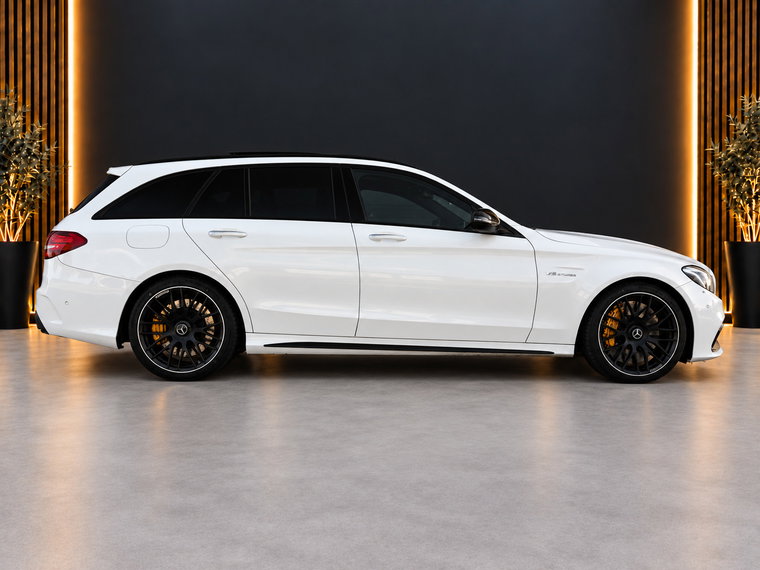 Vehicle Image 28