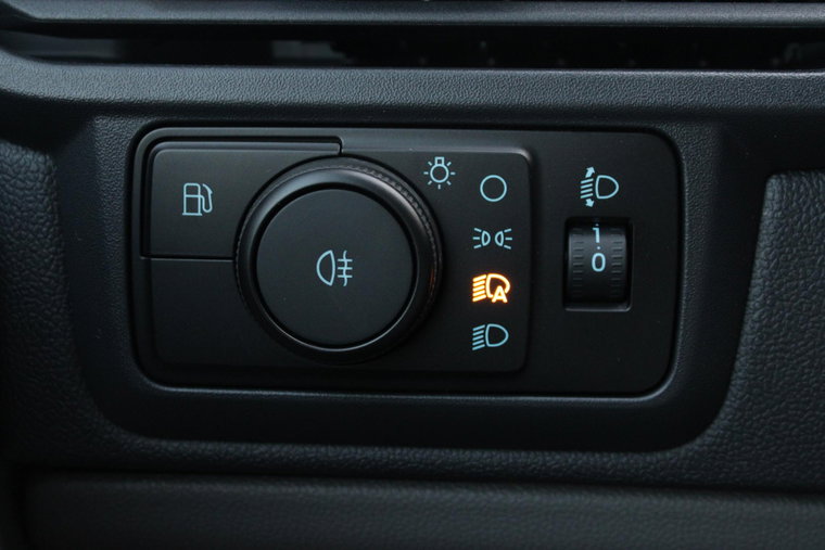 Vehicle Image 13