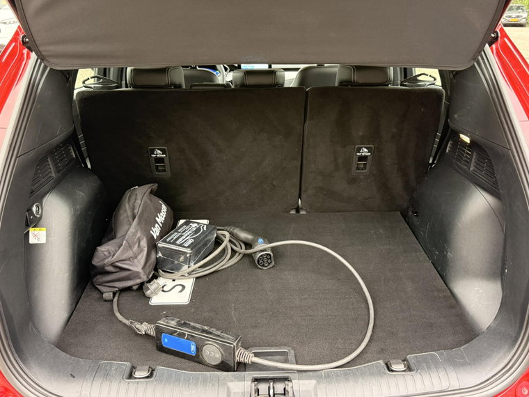 Vehicle Image 33