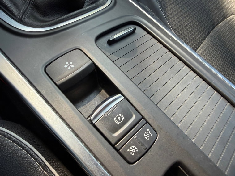 Vehicle Image 27