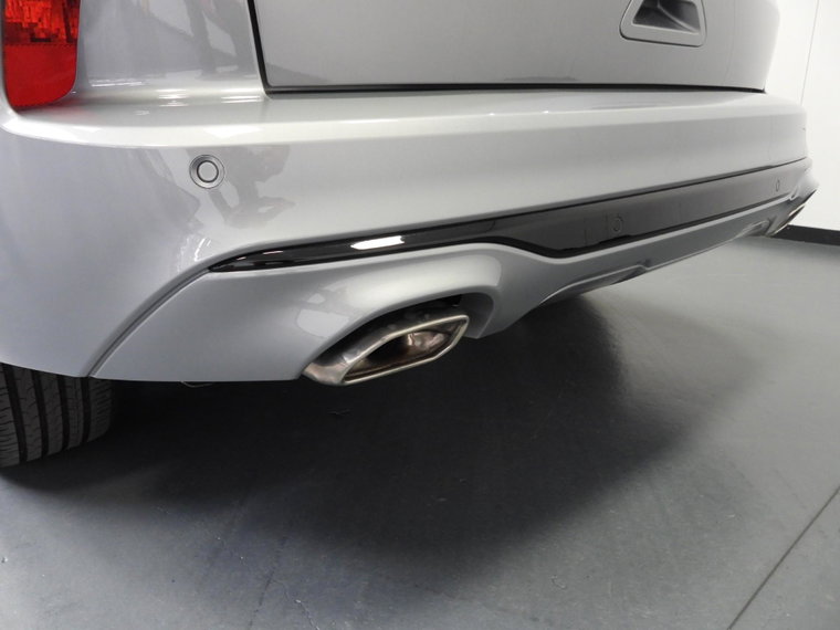 Vehicle Image 38