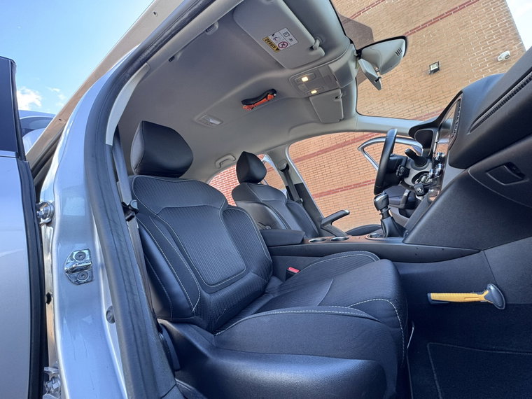 Vehicle Image 30