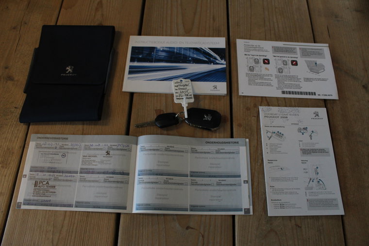 Vehicle Image 30