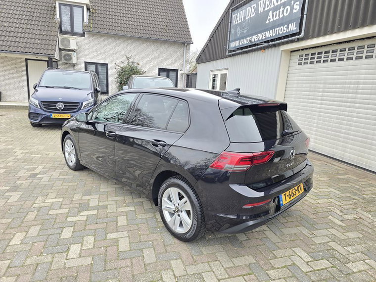 Vehicle Image 35