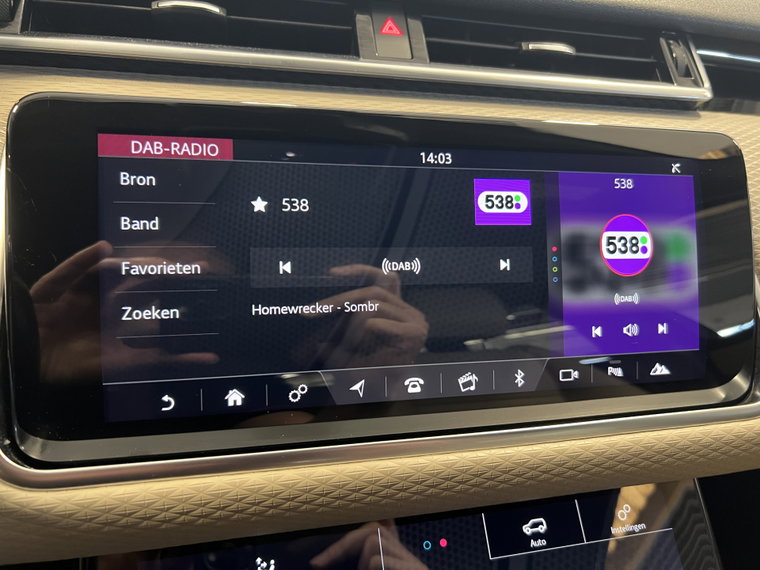 Vehicle Image 30