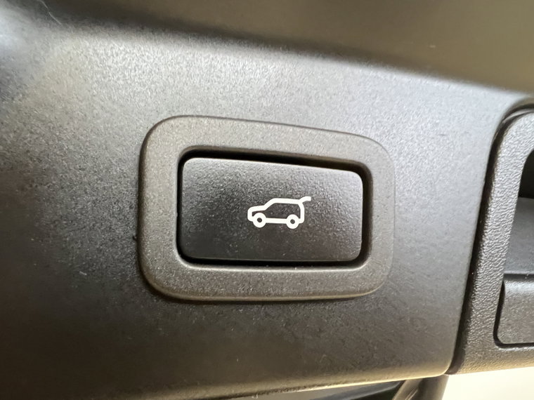 Vehicle Image 40