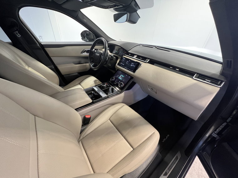Vehicle Image 42