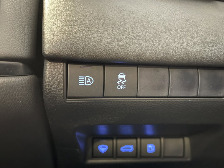 Vehicle Image 33