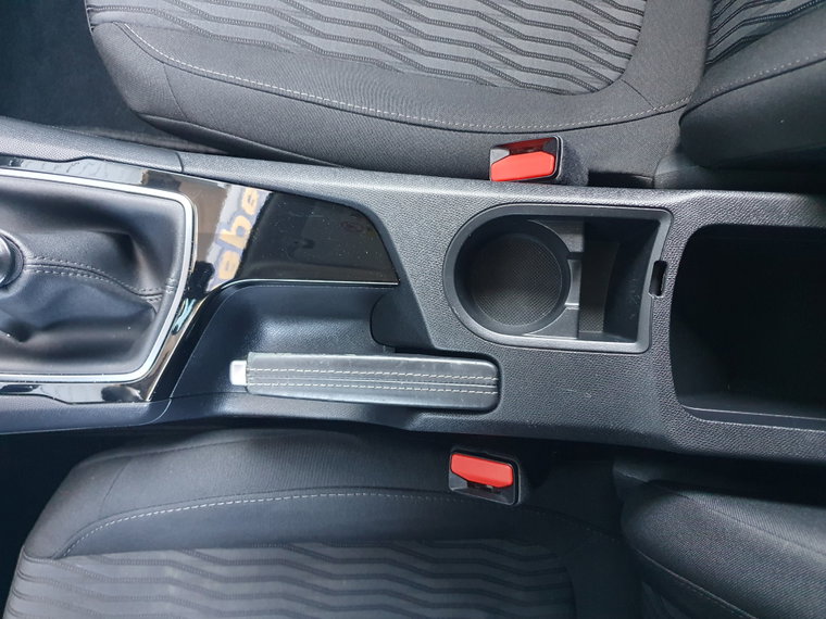 Vehicle Image 43