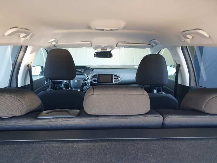 Vehicle Image 48