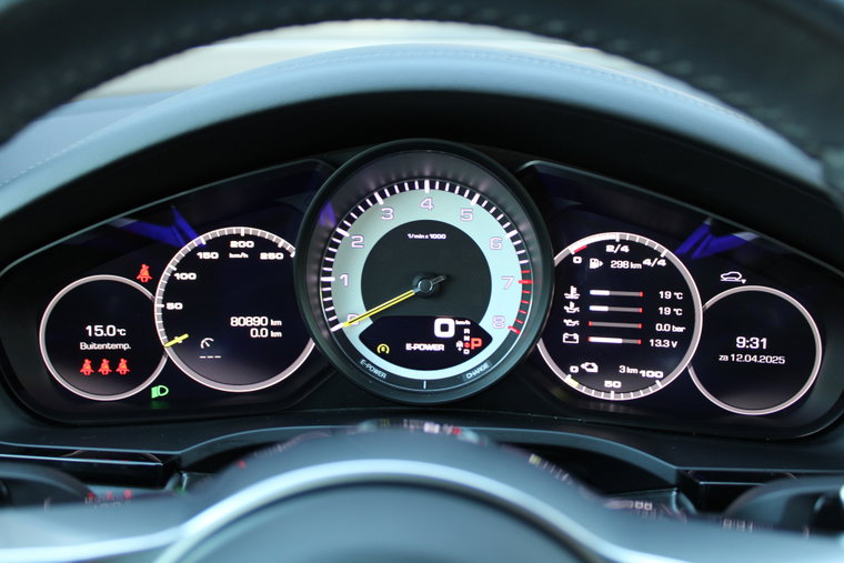 Vehicle Image 36