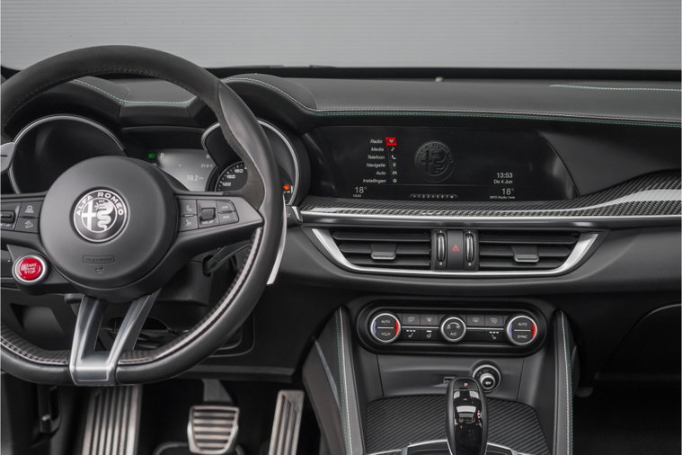 Vehicle Image 23