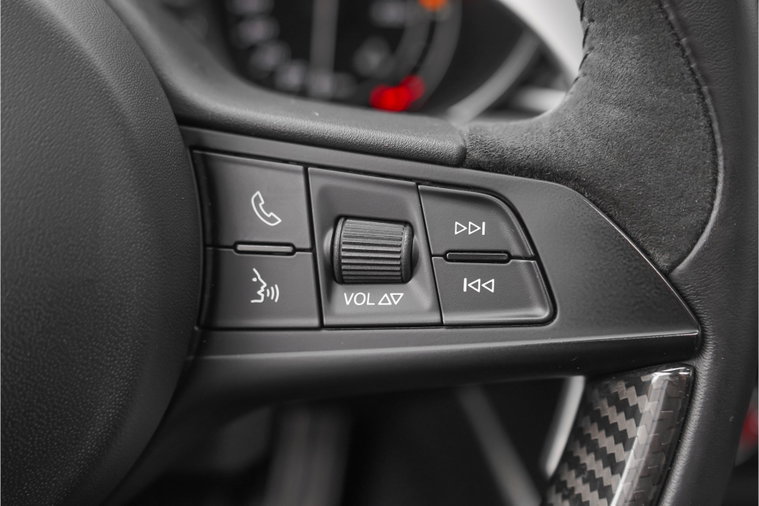Vehicle Image 40