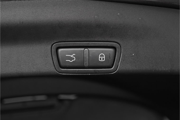 Vehicle Image 46