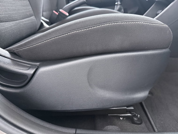 Vehicle Image 41