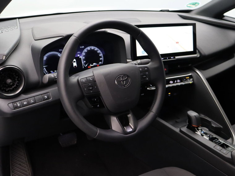 Vehicle Image 17