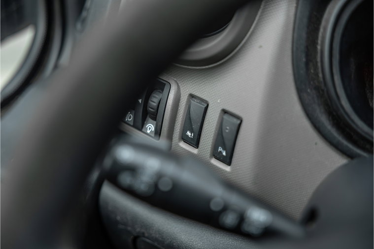 Vehicle Image 22