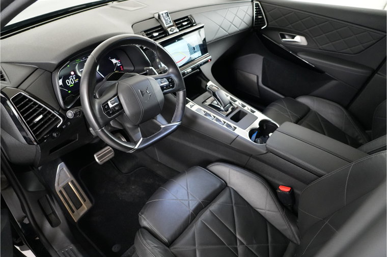 Vehicle Image 18