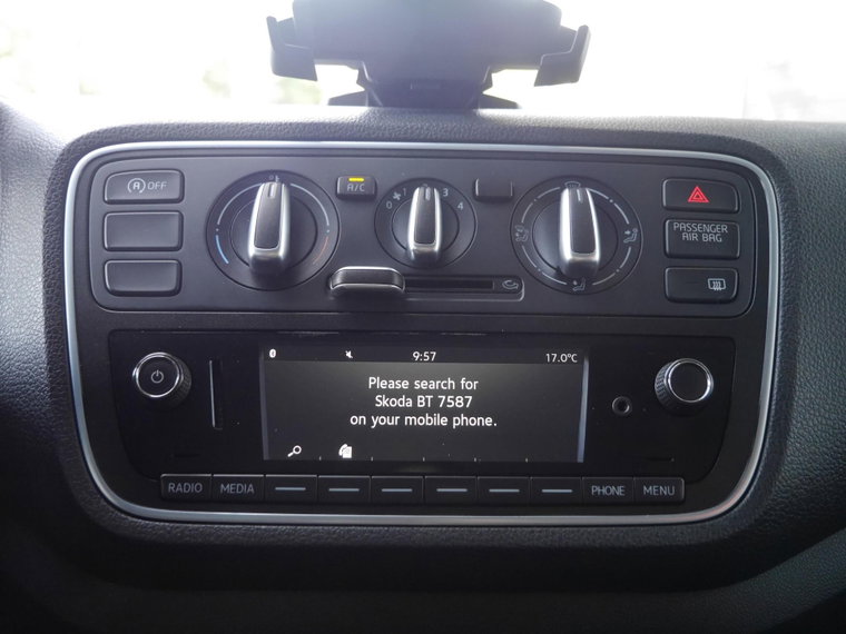 Vehicle Image 22
