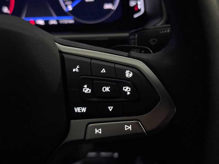 Vehicle Image 40