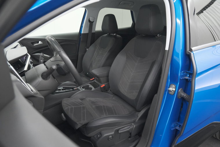 Vehicle Image 19