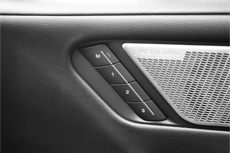 Vehicle Image 36