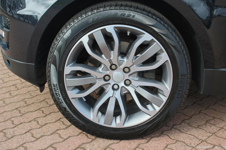 Vehicle Image 36