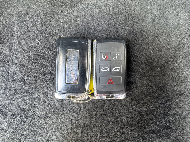 Vehicle Image 24