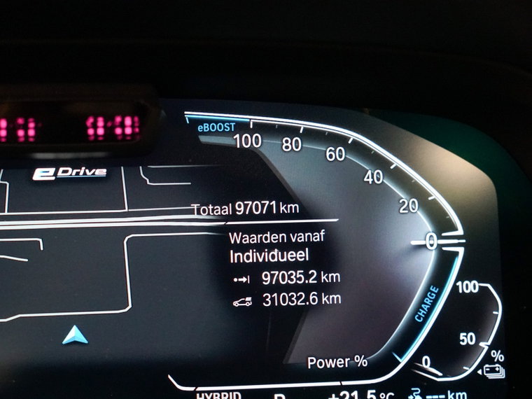 Vehicle Image 52