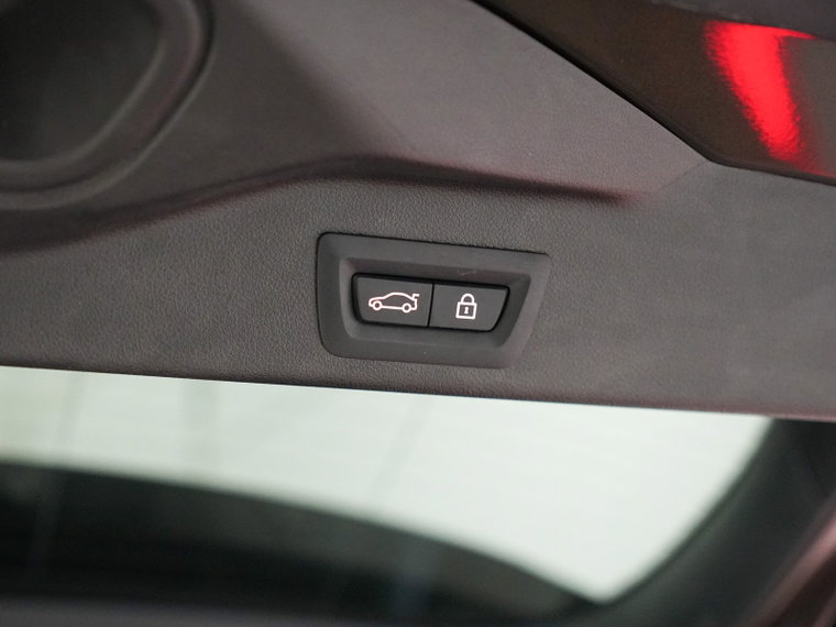 Vehicle Image 53