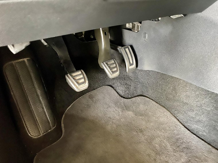 Vehicle Image 33