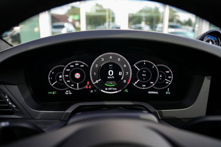 Vehicle Image 11