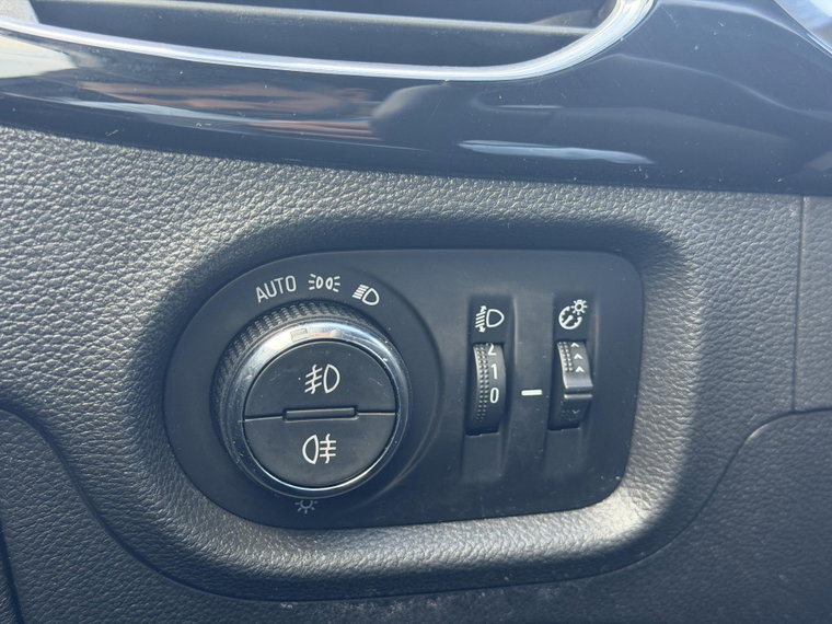 Vehicle Image 24