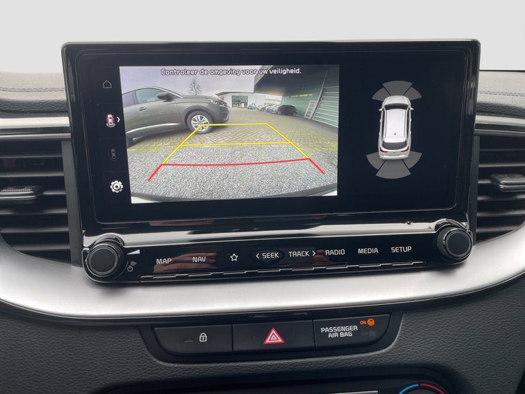 Vehicle Image 17