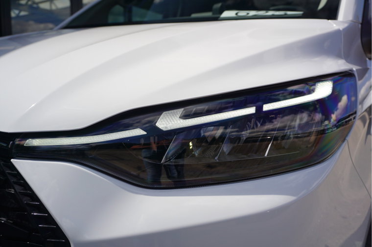 Vehicle Image 15