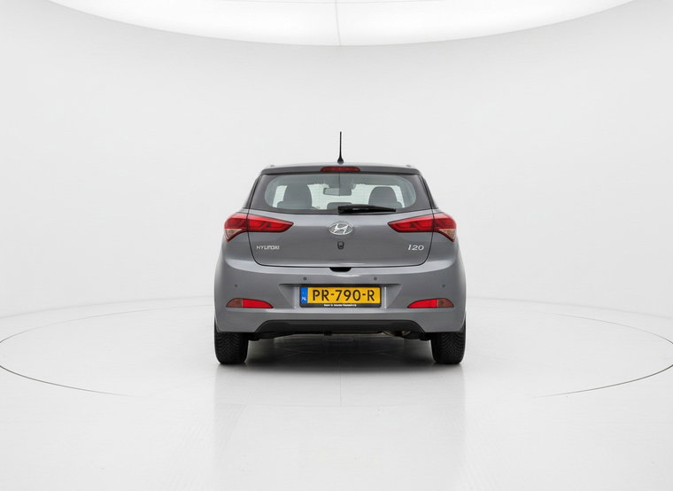 Vehicle Image 6