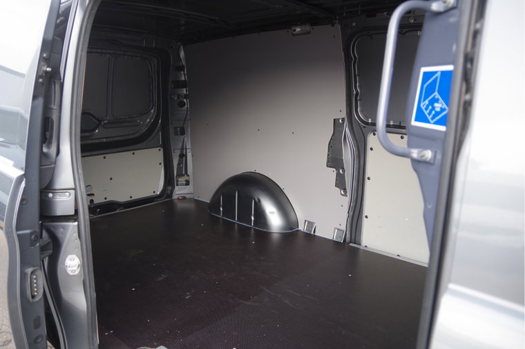 Vehicle Image 35