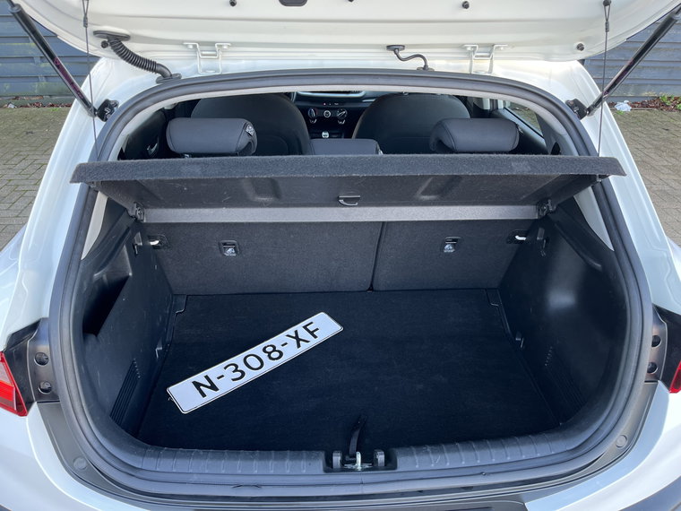 Vehicle Image 17
