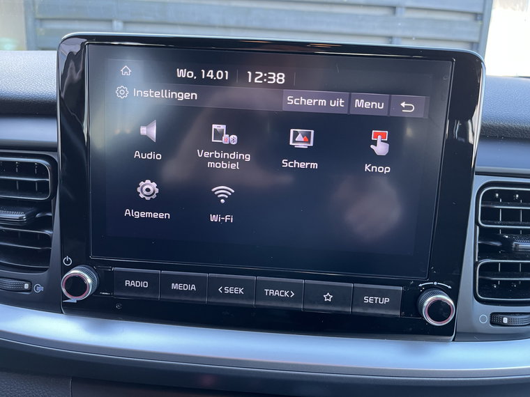 Vehicle Image 30