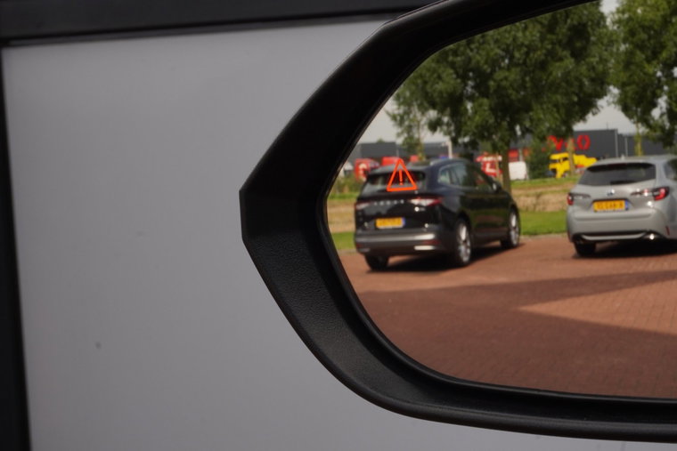 Vehicle Image 36