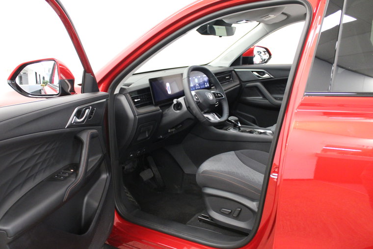 Vehicle Image 10
