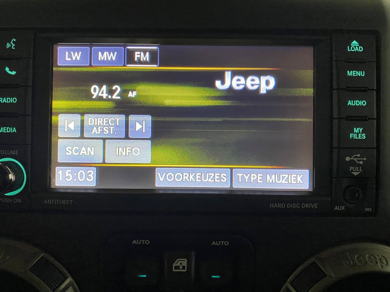 Vehicle Image 27