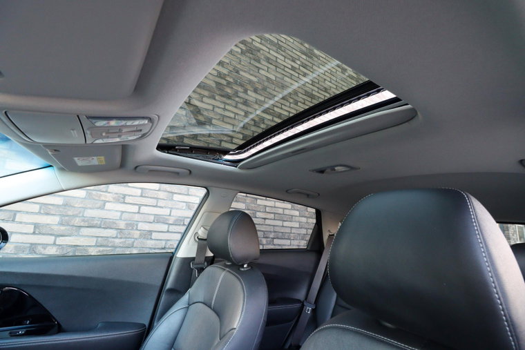Vehicle Image 14